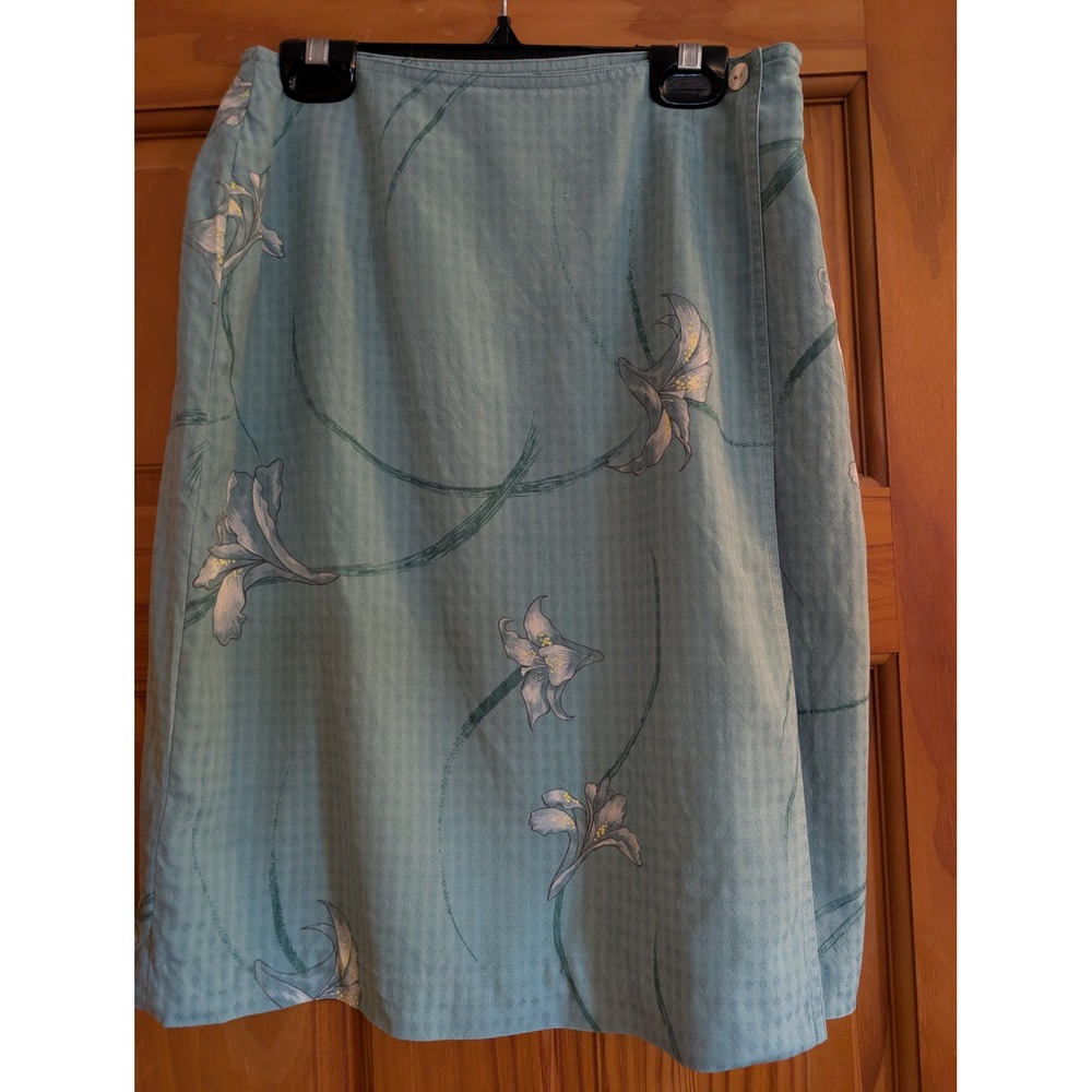 Tommy Bahama Silk Floral Wrap Skirt Teal Green Blue Lily Jacquard Size 4